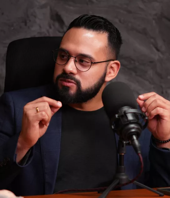 Marcone Luiz - Professor de Filosofia